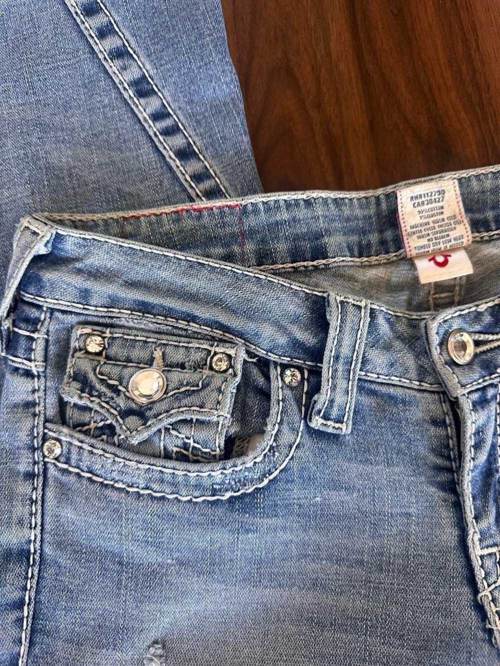 True Religion Light Blue Bootcut Jeans with Signature Back Pockets and Gemstones - Picture 4 of 6
